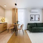 M4 Aura With Free Parking By Staynest *