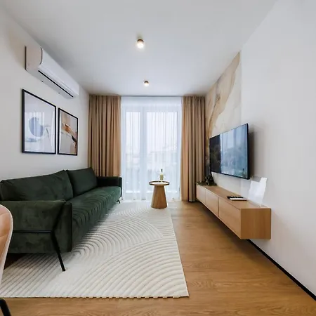 Appartamento M4 Aura With Ac, Free Parking By Staynest *