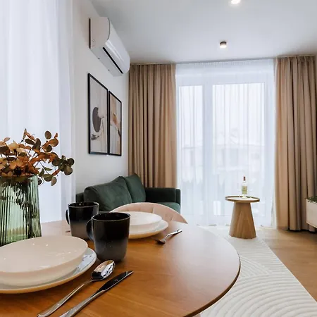 M4 Aura With Free Parking By Staynest Appartement *