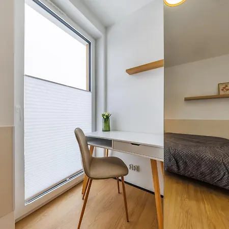 M4 Aura With Free Parking By Staynest Appartement *