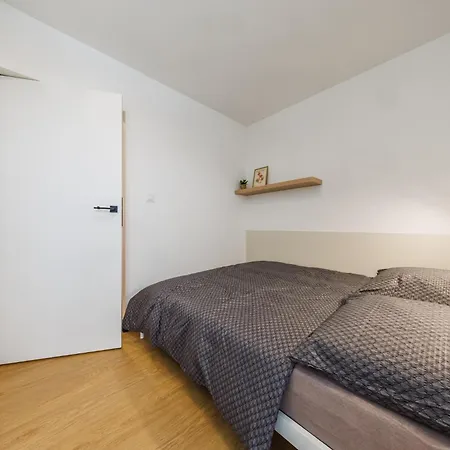 Appartamento M4 Aura With Ac, Free Parking By Staynest *