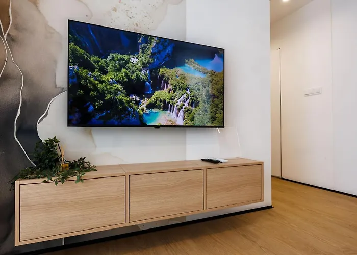 Appartement M4 Aura With Free Parking By Staynest