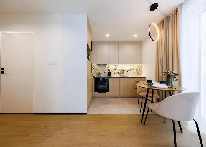 M4 Aura With Free Parking By Staynest *