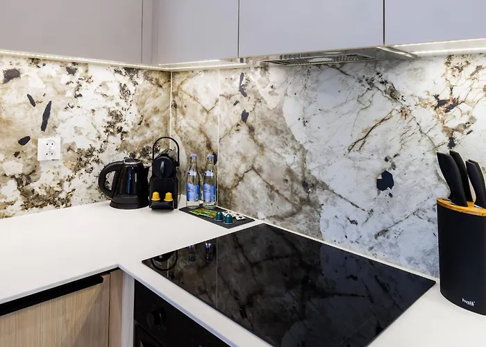 M4 Aura With Free Parking By Staynest *